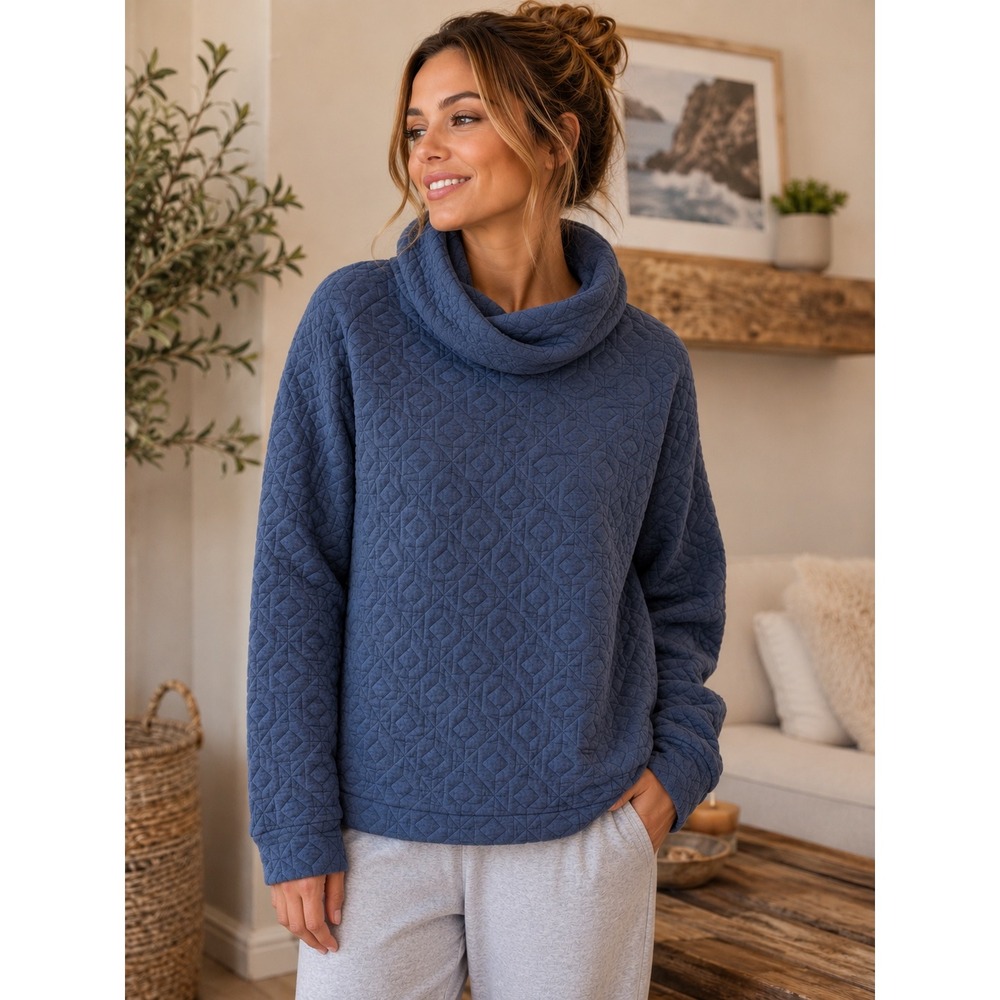 Gap Fit Quilted‎ Navy Pullover Cowl Neck Sweater-  Size M